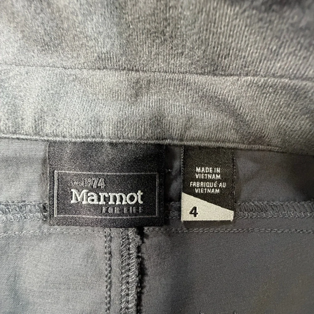 Marmot Womens Size 4 Charcoal Gray Hiking‎ Shorts Double Button Outdoor Trail